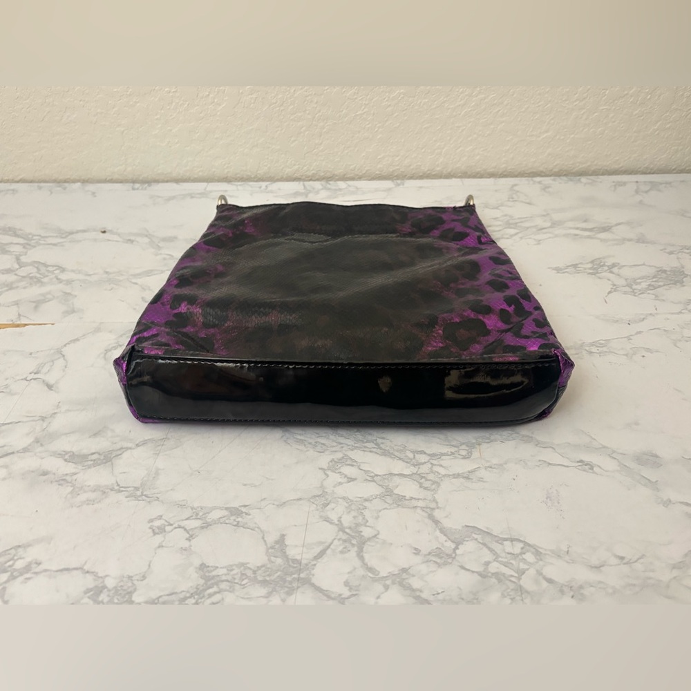 Betsey Johnson Purse Faux Snakeskin Bag Betseyville Purple Pink No Strap - Picture 4 of 7